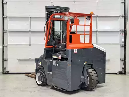 Retraky 2019  Combilift CBE4000 / 40-16/60E amlift (3)