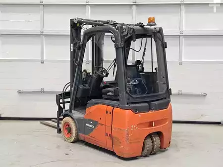 Carrelli elettrici 3 ruote 2017  Linde E16C-02 (3)