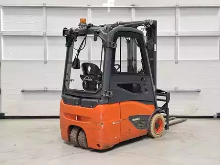 Carrelli elettrici 3 ruote 2017  Linde E16C-02 (4)