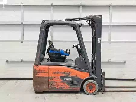 Carrelli elettrici 3 ruote 2019  Linde E16-02 (5)