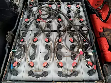 Carrelli elettrici 3 ruote 2019  Linde E16-02 (9)