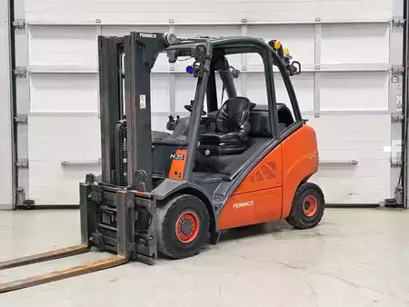 LPG heftrucks 2011  Linde H35T-01 (1)