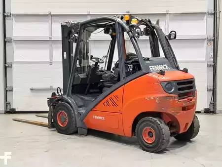 LPG heftrucks 2011  Linde H35T-01 (3)