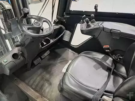 Dieselový VZV 2016  Linde H35D-02 (8)