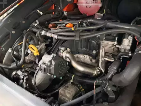 Dieselový VZV 2016  Linde H35D-02 (9)