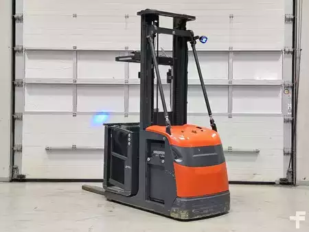 Horizontální vychystávací vozík 2019  Linde V10-02 (3)