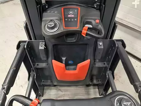 Horizontální vychystávací vozík 2019  Linde V10-02 (7)