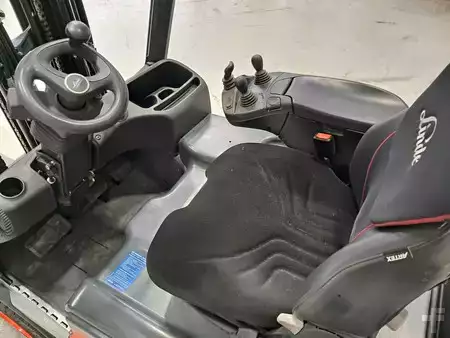 3-wiel elektrische heftrucks 2019  Linde E16-02 (8)