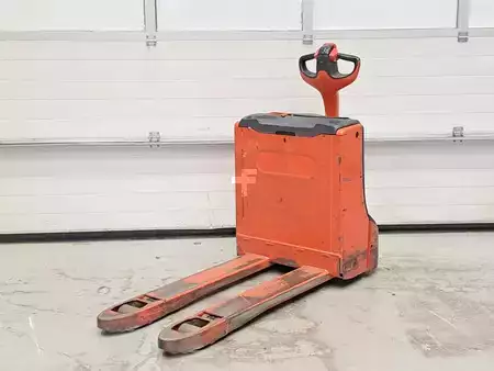 Porta-paletes elétrico 2019  Linde T16 (1)