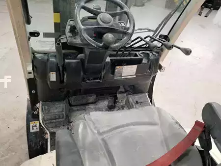 LPG heftrucks 2013  Hyster H3.0FT (8)