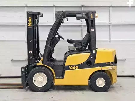 Diesel heftrucks 2019  Yale GDP30VX (2)