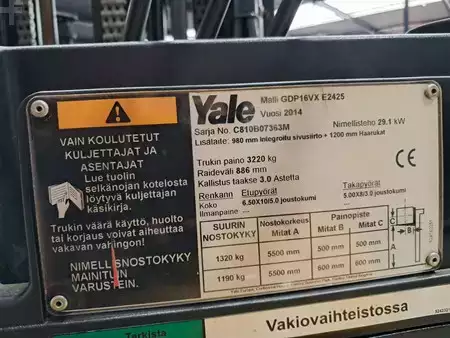 Chariots élévateurs diesel 2014  Yale GDP16VX (11)