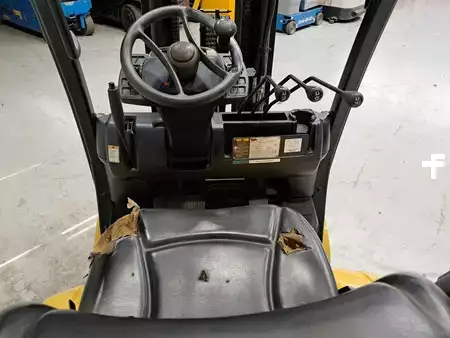 Chariots élévateurs diesel 2014  Yale GDP16VX (8)
