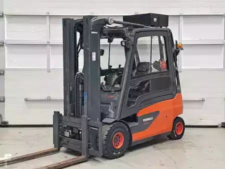 Sähkö - 4 pyör 2019  Linde E30L-01 (1)