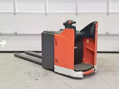 Nízkozdvižný vozík  Linde T24 SP (3)