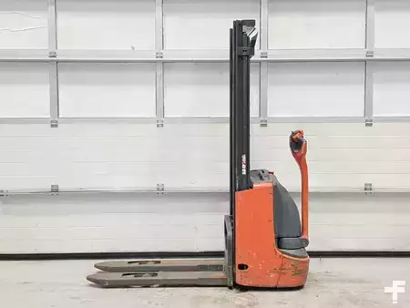 Apilador eléctrico 2018  Linde L10 (2)