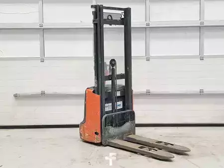 Apilador eléctrico 2018  Linde L10 (6)