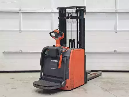 Wózek wysokiego podnoszenia 2019  Linde L14 AP (4)