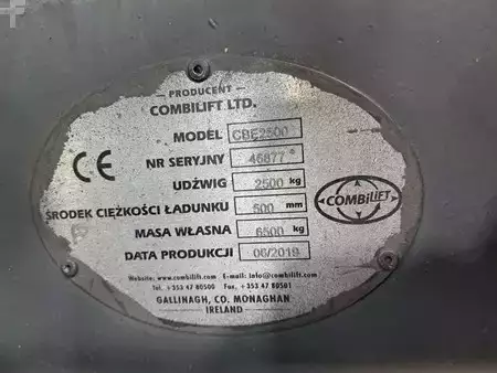 Elektryczne 3-kołowe 2019  Combilift CBE2500 (10)