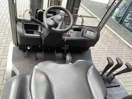Diesel gaffeltruck 2024  Still RCD35 Plus (18)