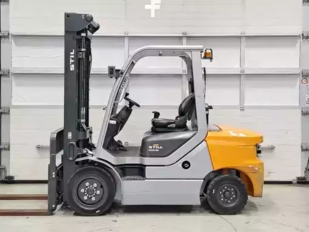 Diesel heftrucks 2024  Still RCD35 Plus (2)