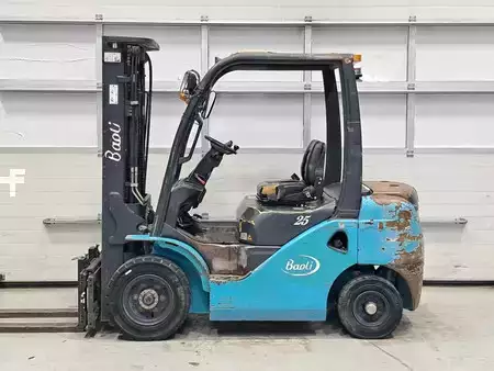 Empilhador diesel 2014  Baoli CD25 (2)