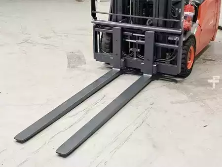 Electric - 3 wheels 2008  Linde E16 (7)