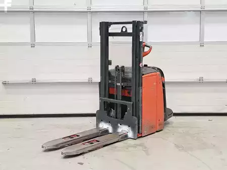 Wózki niskiego podnoszenia  Linde L14AP (1)