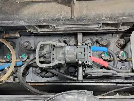 Штабелери стоячі  Linde D12HPSP (7)