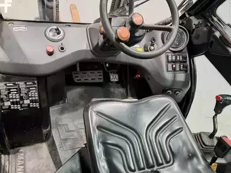 Навантажувачі підвищеної прохідності 2021  Manitou MC18-4 (8)