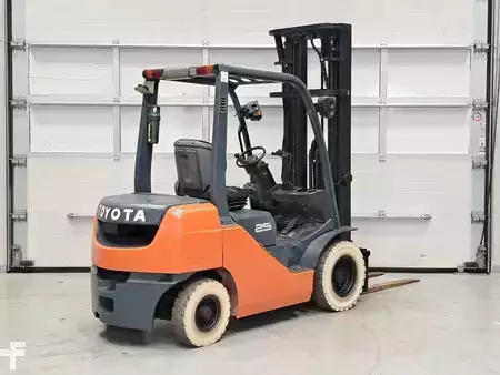 Diesel truck 2007  Toyota 52-8FD25 (4)