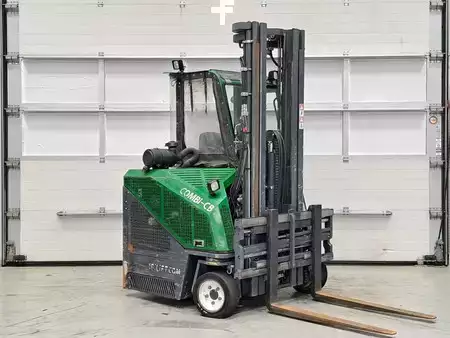 Dieselstapler 2015  Combilift CB3000 (6)