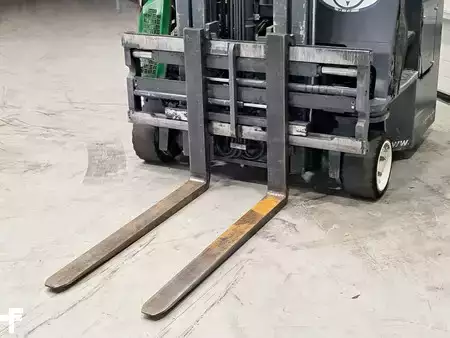 Dieselstapler 2015  Combilift CB3000 (7)