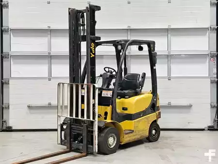 Diesel heftrucks 2008  Yale GDP16VXV2725 (1)