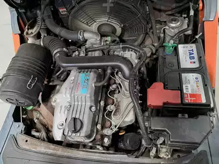 Diesel truck 2019  Toyota 02-8FDF18 (9)