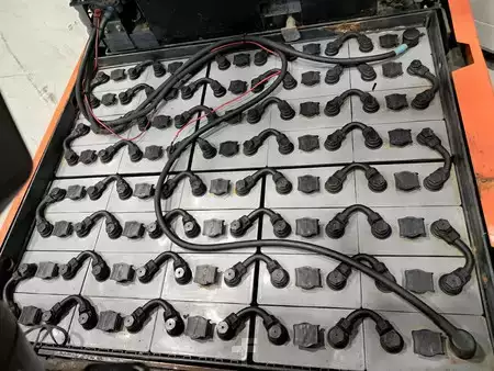 Eléctrica de 4 ruedas 2013  Toyota 7FBMF25 (9)