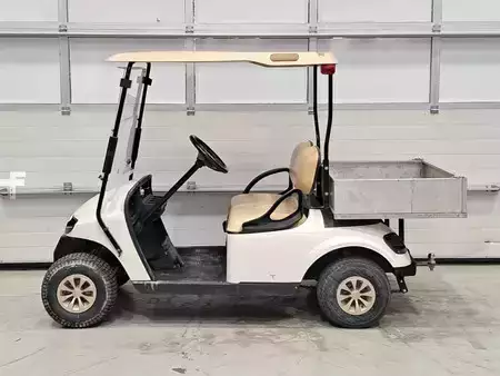 Eléctrica de 4 ruedas 2022  E-Z-GO RXV elite (2)