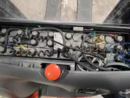 Apilador eléctrico 2019  Linde L12 (7)