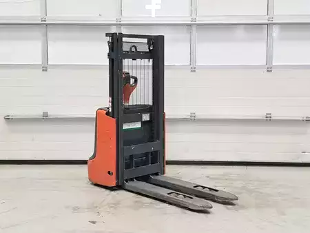 Apilador eléctrico 2019  Linde L10 (6)