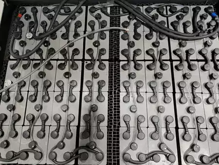 Carrelli elettrici 4 ruote 2018  Kalmar ECG 70-6 (9)
