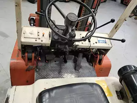 Diesel Forklifts - Nissan YF03A33TU (8)