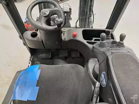 Eléctrica de 3 ruedas 2017  Linde E16C-02 (8)