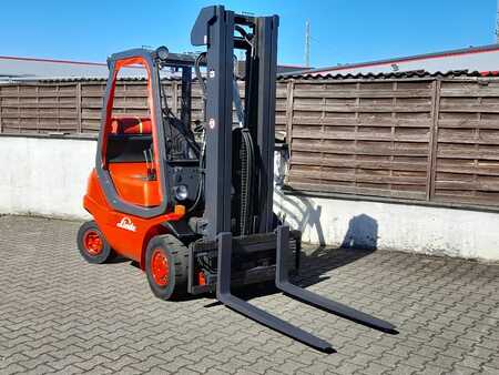 Gas truck 1998  Linde H 25 T  (3)