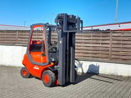 Gas truck 1998  Linde H 25 T  (4)