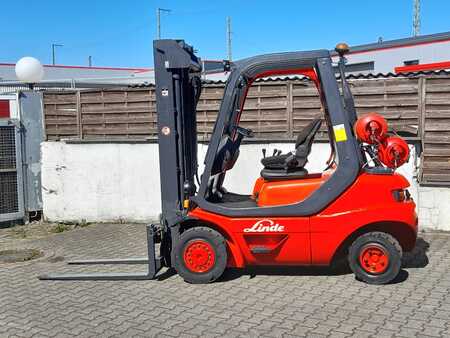 Gas truck 1998  Linde H 25 T  (7)