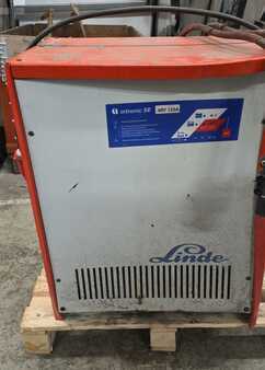 Elektryczne 3-kołowe 2007  Linde E18L-00 (8)