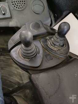 Diesel Forklifts 2012  Linde H35D-01 (3)