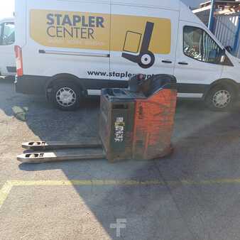 Wózki niskiego podnoszenia 2006 Linde T20SP (1)