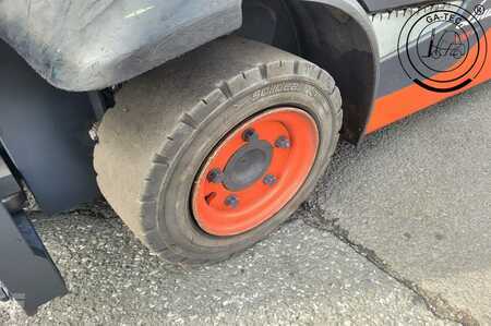 Carrelli elevatori GPL 2017  Linde H16T-01 (10)
