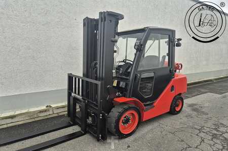 Empilhador a gás 2023  HC (Hangcha) CPYD35-H3F (1)